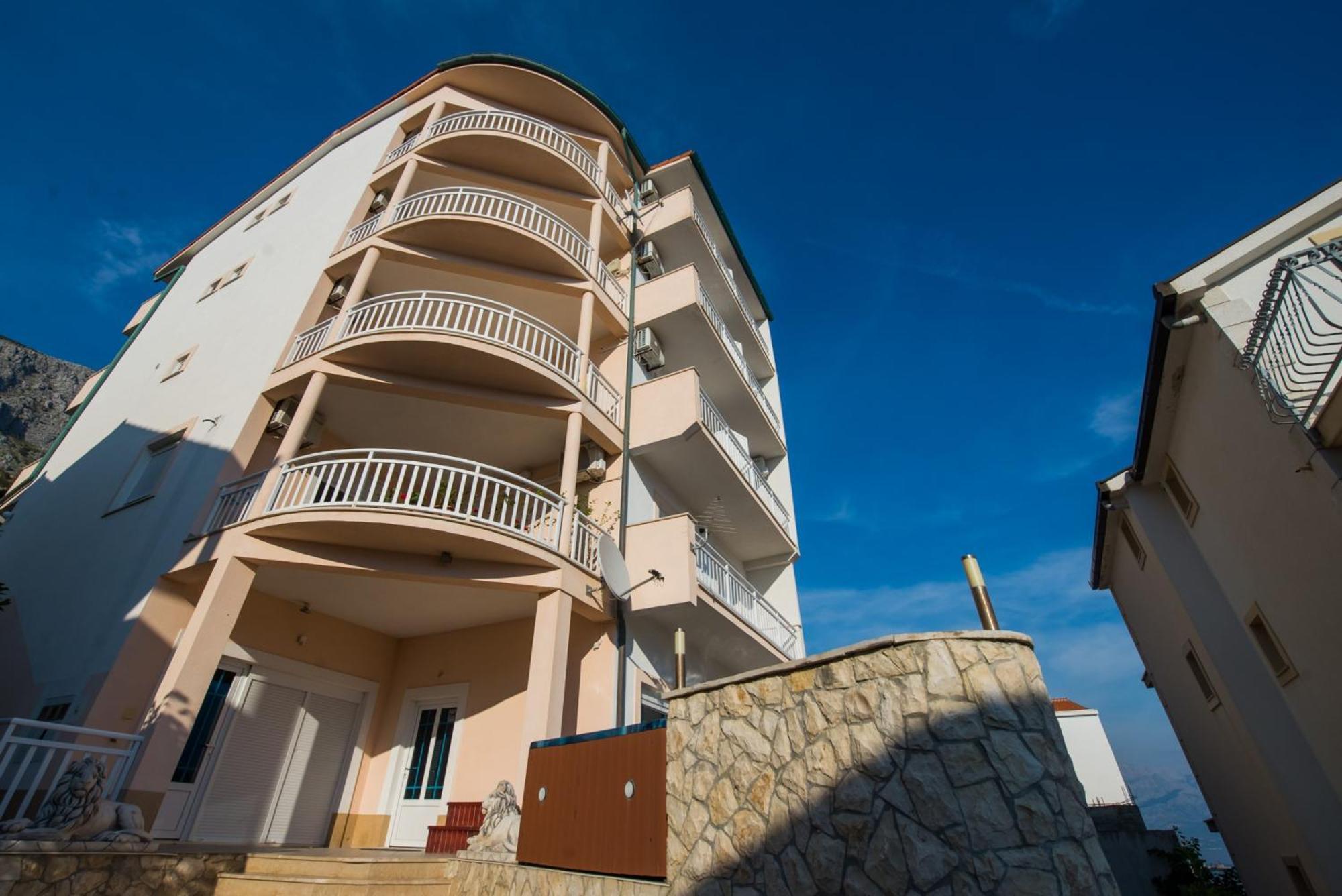 Bed And Breakfast Pero 3 Min Walk To The Beach Lokva Rogoznica Extérieur photo